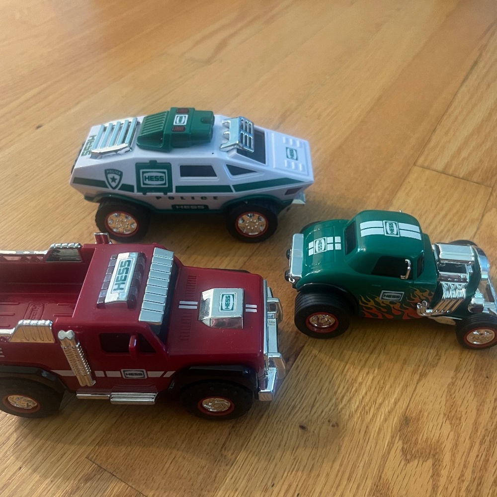 - 3 hess cars & trucks